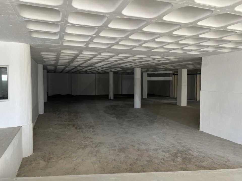 Armazém para Venda em Sacavém e Prior Velho Foto 18