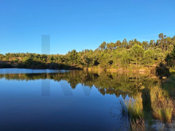 Quinta T2 para Venda em Raposa Foto 4