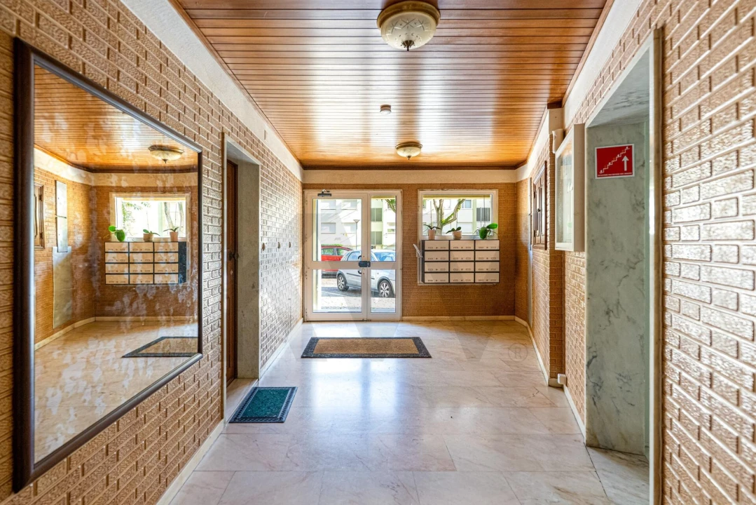 Apartamento T2 para Venda em Oeiras e São Julião da Barra, Paço de Arcos e Caxias Foto 32