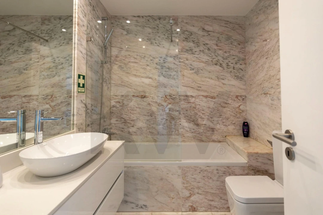 Apartamento T2 para Venda em Portimão Foto 22