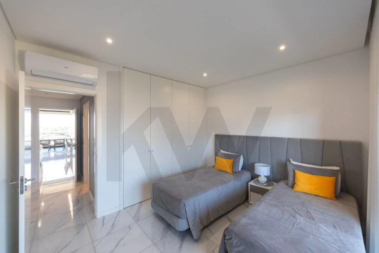 Apartamento T2 para Venda em Portimão Foto 16
