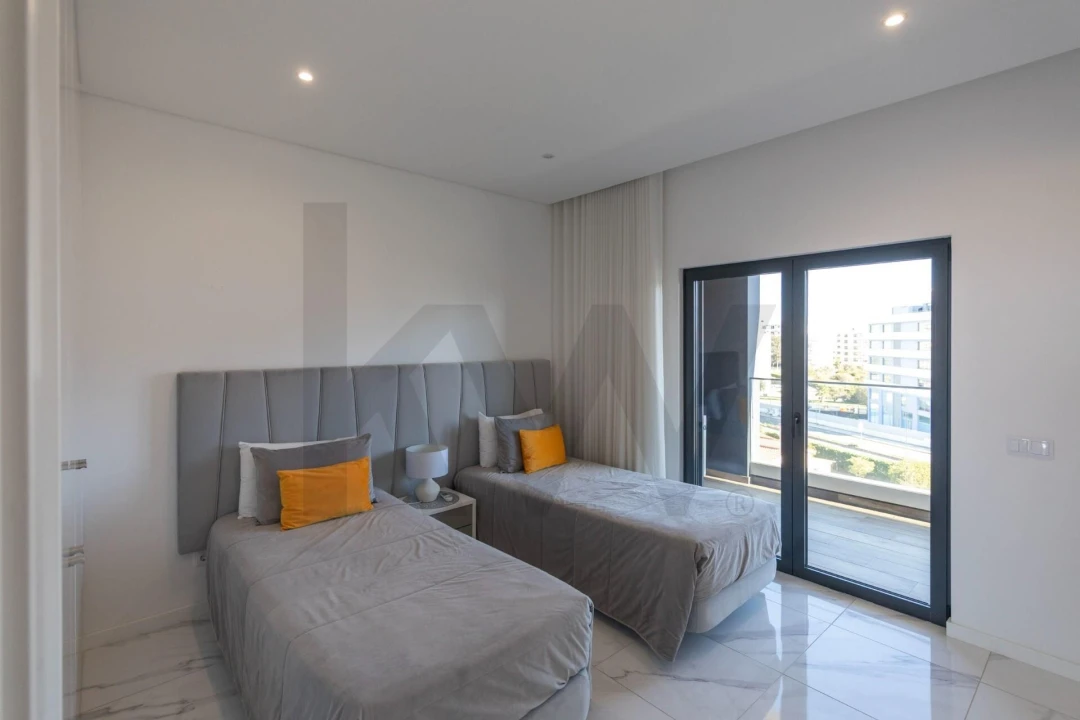 Apartamento T2 para Venda em Portimão Foto 14