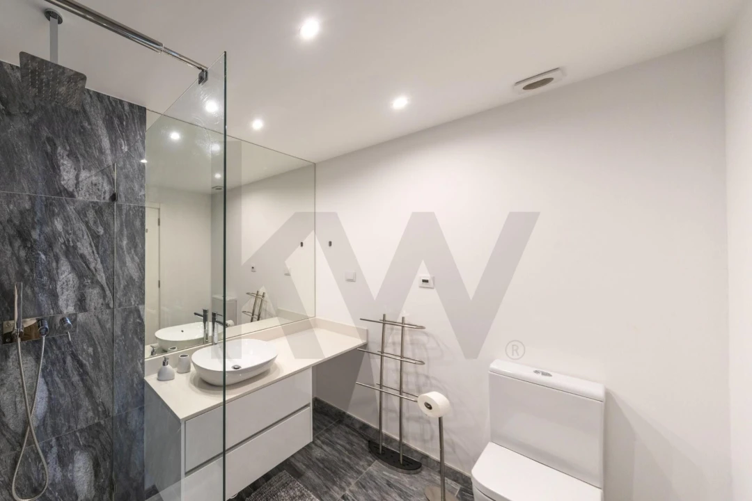 Apartamento T2 para Venda em Portimão Foto 20