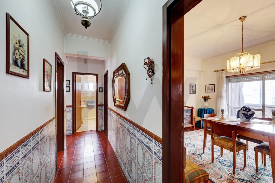 Apartamento T3 para Venda em Agualva e Mira-Sintra Foto 9