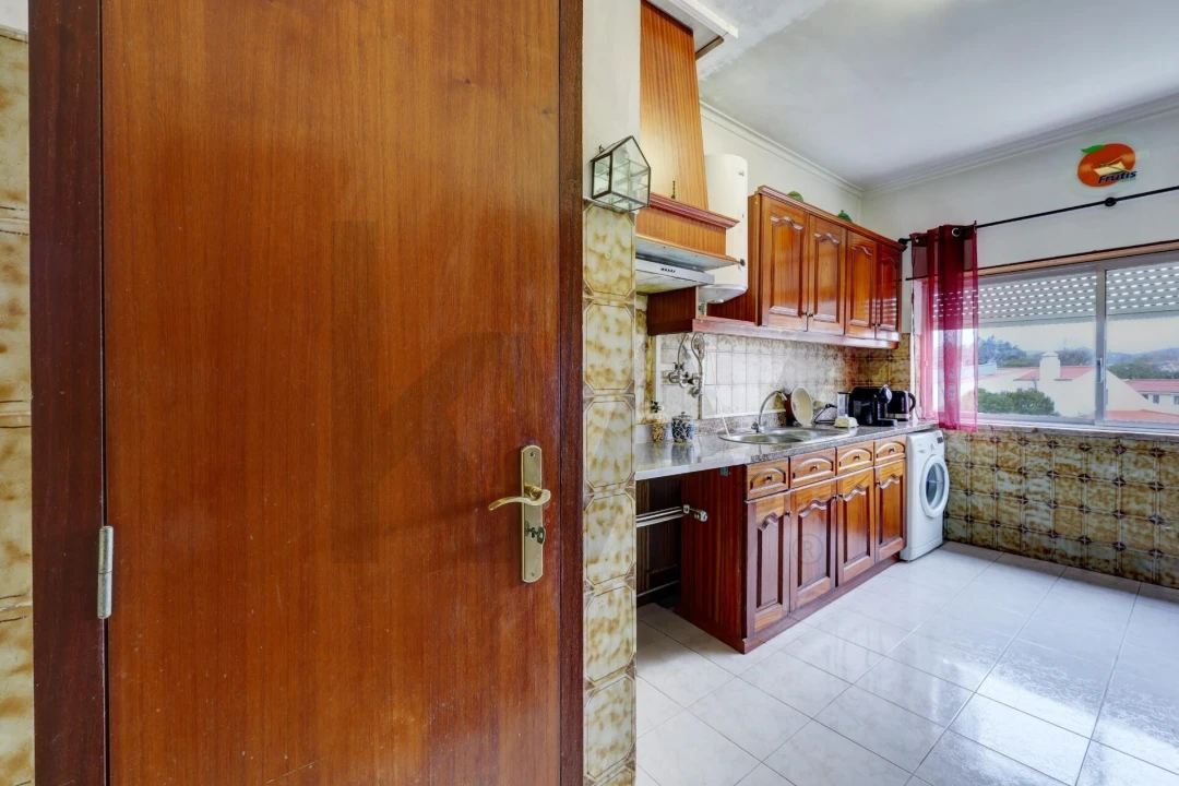 Apartamento T3 para Venda em Agualva e Mira-Sintra Foto 10