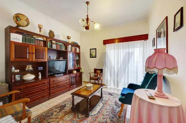 Apartamento T3 para Venda em Agualva e Mira-Sintra Foto 11