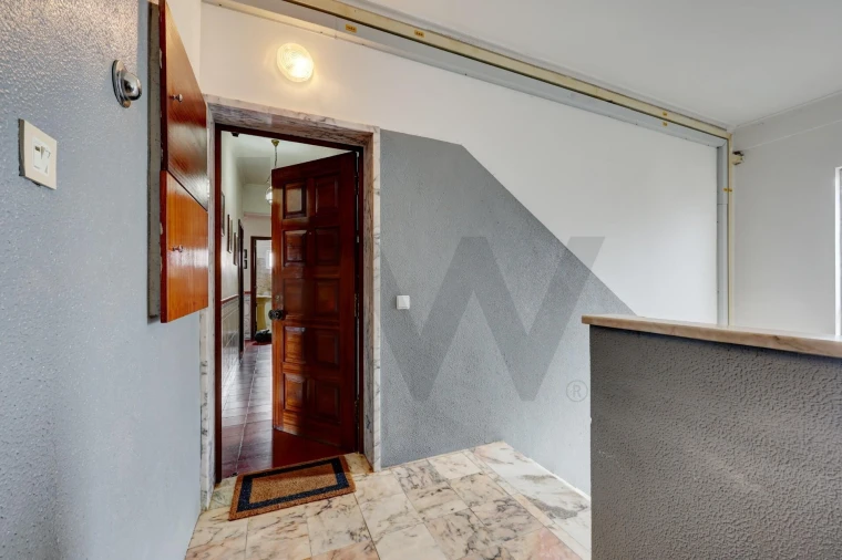 Apartamento T3 para Venda em Agualva e Mira-Sintra Foto 18