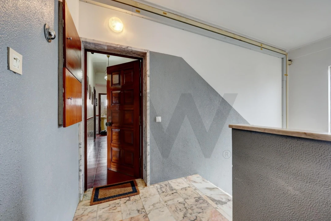 Apartamento T3 para Venda em Agualva e Mira-Sintra Foto 18