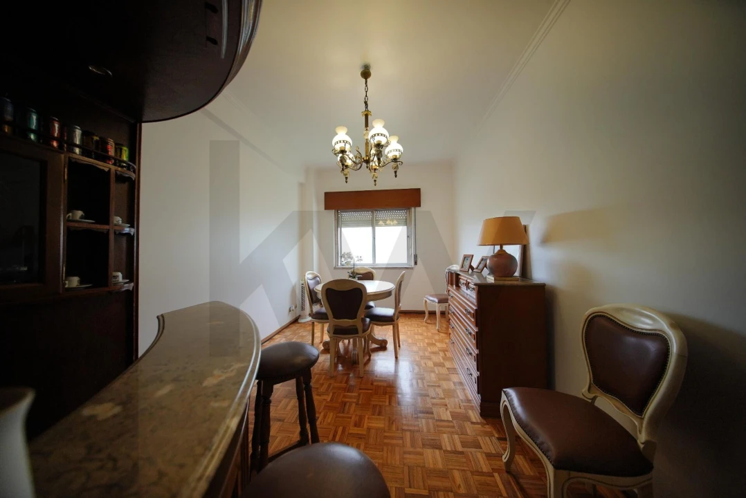 Apartamento T3 para Venda em Massamá e Monte Abraão Foto 2