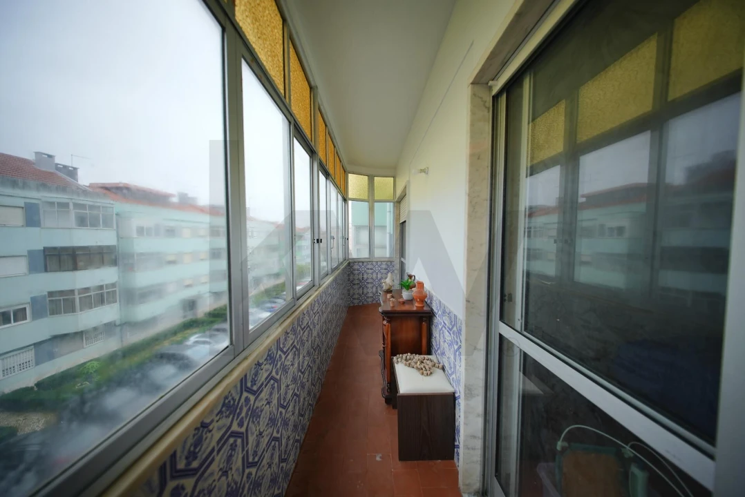 Apartamento T3 para Venda em Massamá e Monte Abraão Foto 9