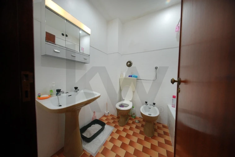 Apartamento T3 para Venda em Massamá e Monte Abraão Foto 7