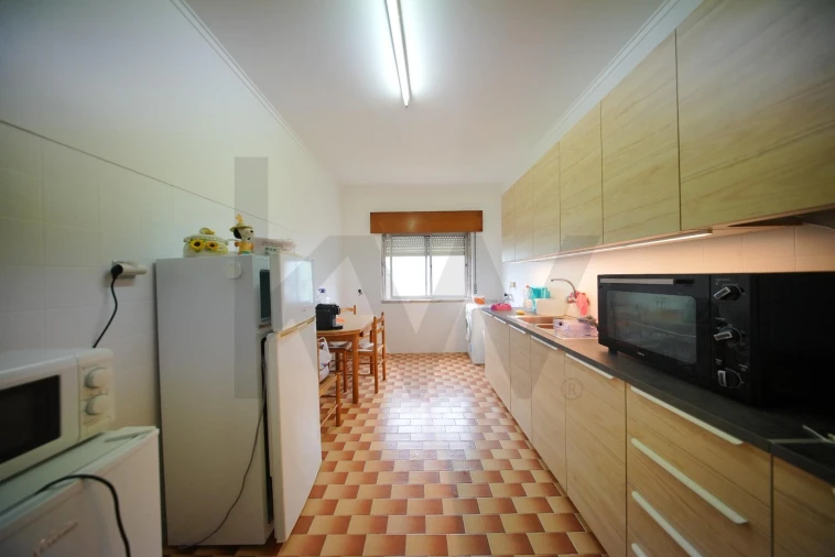 Apartamento T3 para Venda em Massamá e Monte Abraão Foto 10