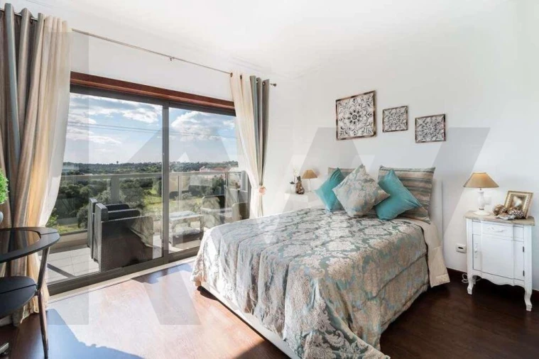 Apartamento T2 para Venda em Portimão Foto 12