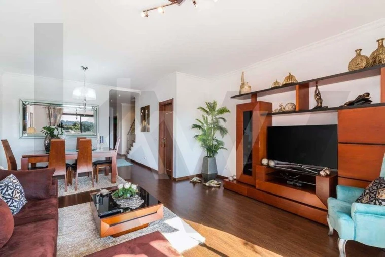 Apartamento T2 para Venda em Portimão Foto 4