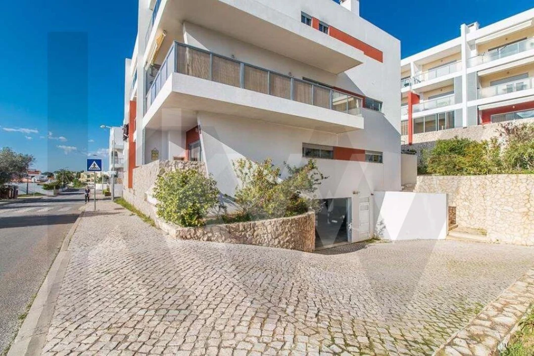 Apartamento T2 para Venda em Portimão Foto 31