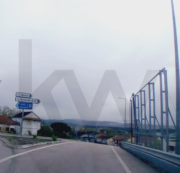 Terreno para Venda em Soure Foto 1