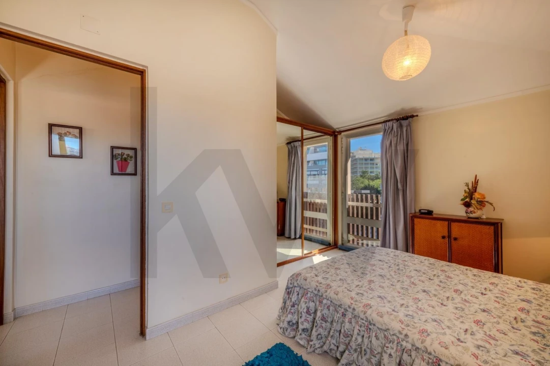 Apartamento T2 para Venda em Quarteira Foto 20