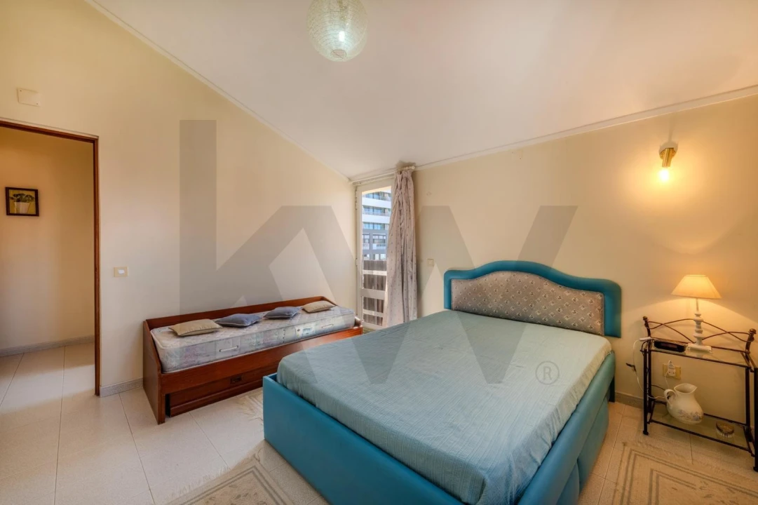 Apartamento T2 para Venda em Quarteira Foto 16