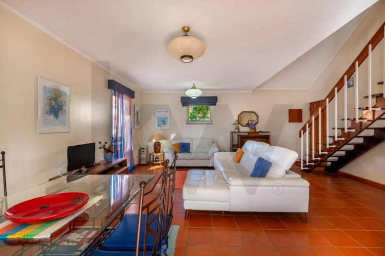 Apartamento T2 para Venda em Quarteira Foto 1