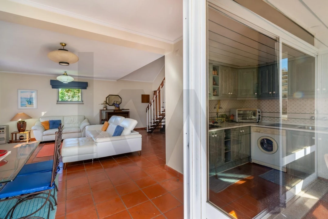 Apartamento T2 para Venda em Quarteira Foto 10