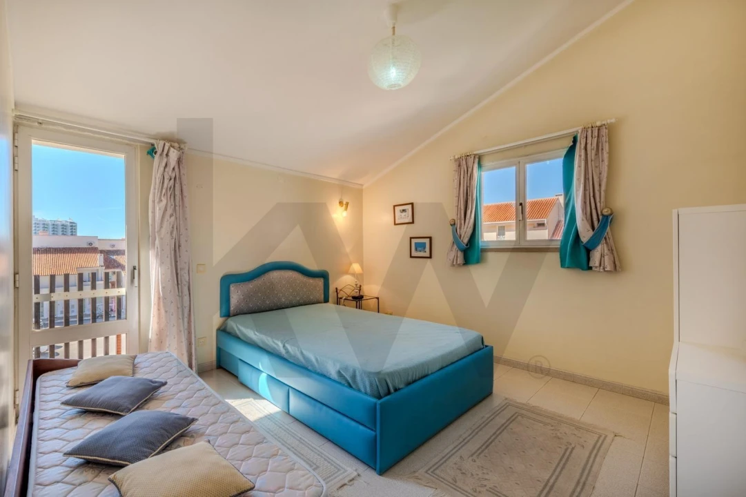 Apartamento T2 para Venda em Quarteira Foto 14