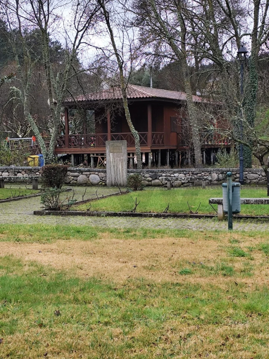 Moradia T4 para Venda em Granja do Tedo Foto 13