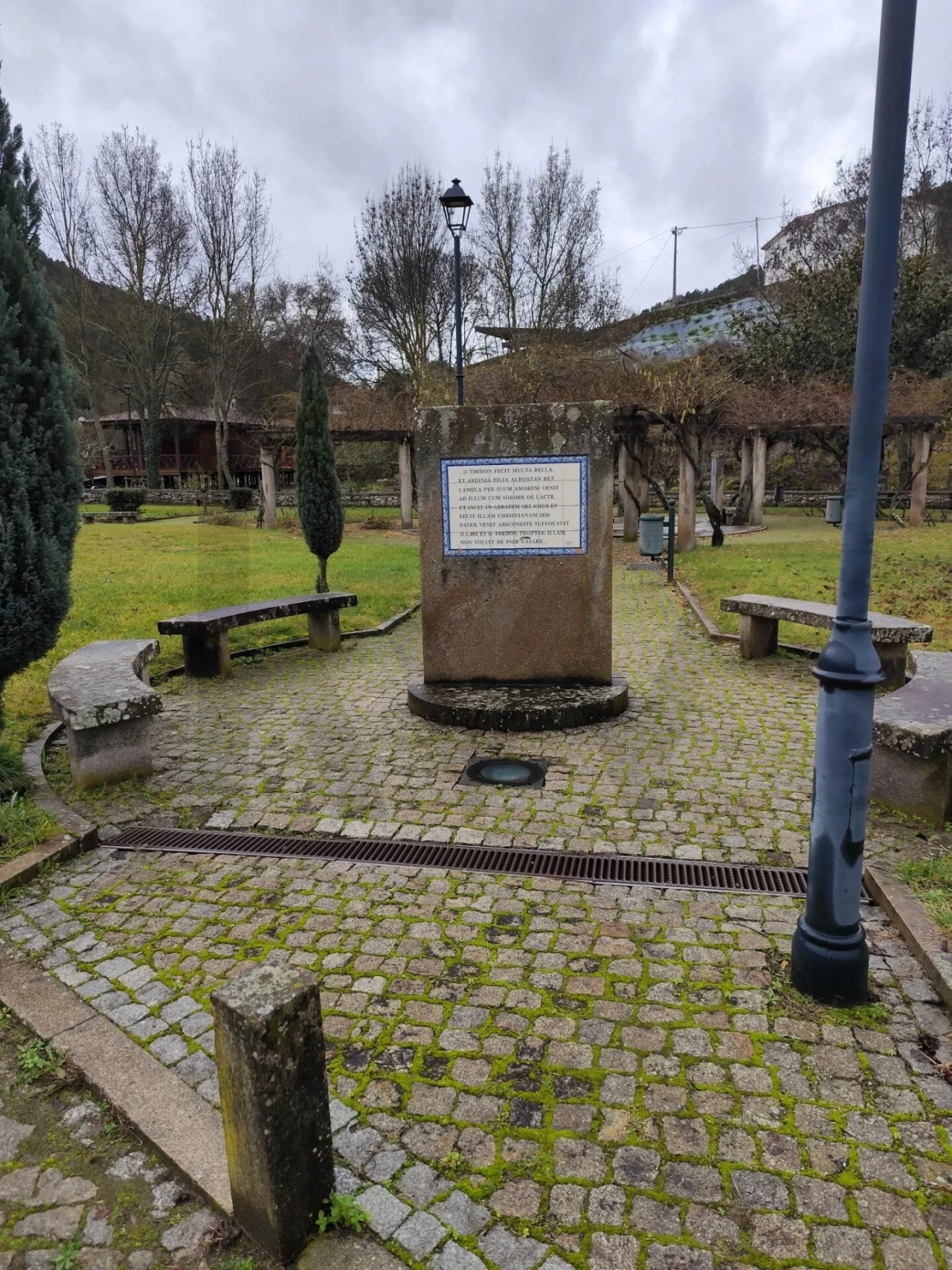 Moradia T4 para Venda em Granja do Tedo Foto 5