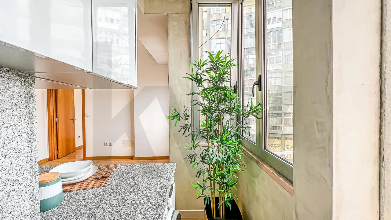 Apartamento T1 para Arrendamento em Venteira Foto 8