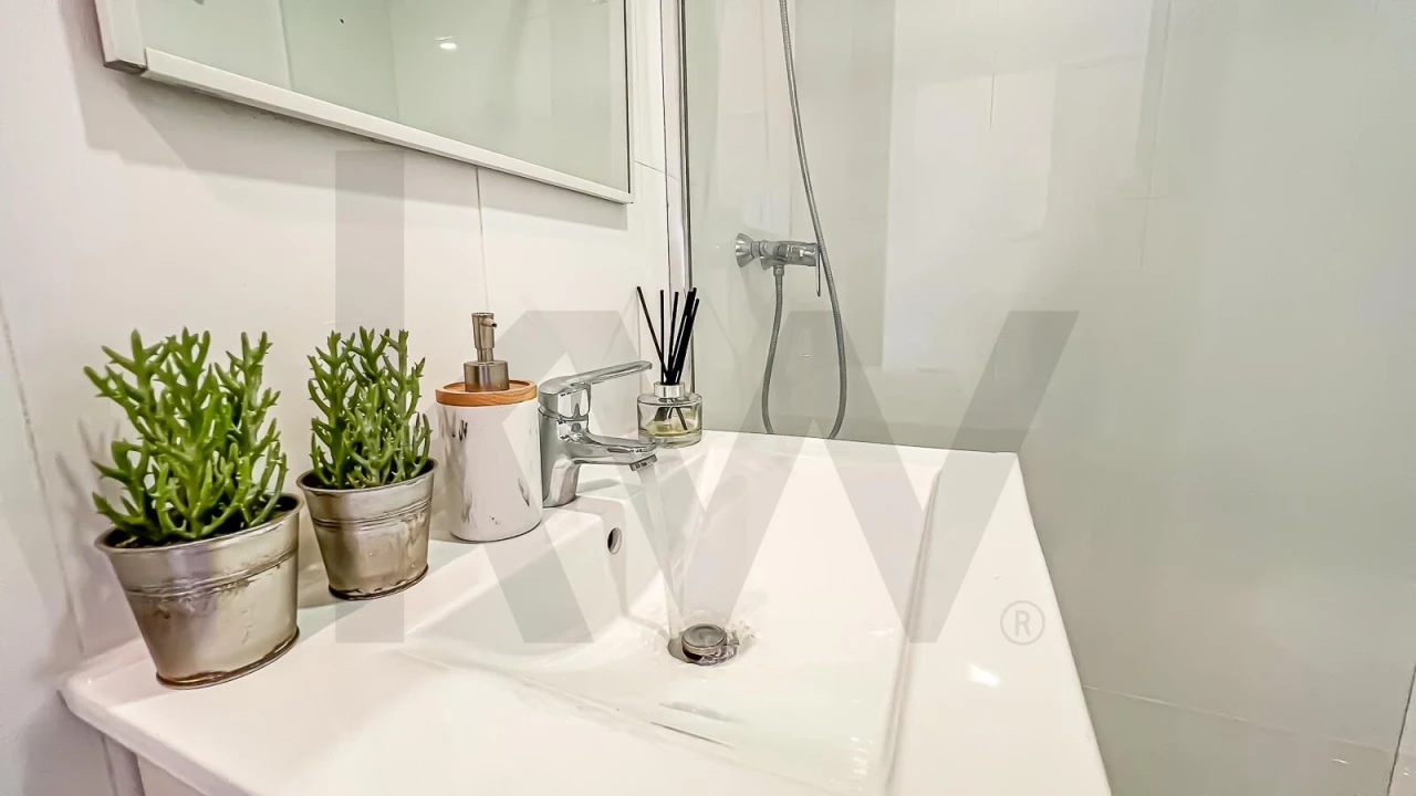 Apartamento T1 para Arrendamento em Venteira Foto 16