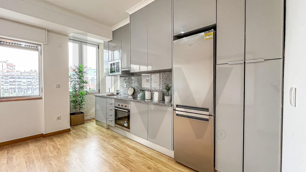 Apartamento T1 para Arrendamento em Venteira Foto 11