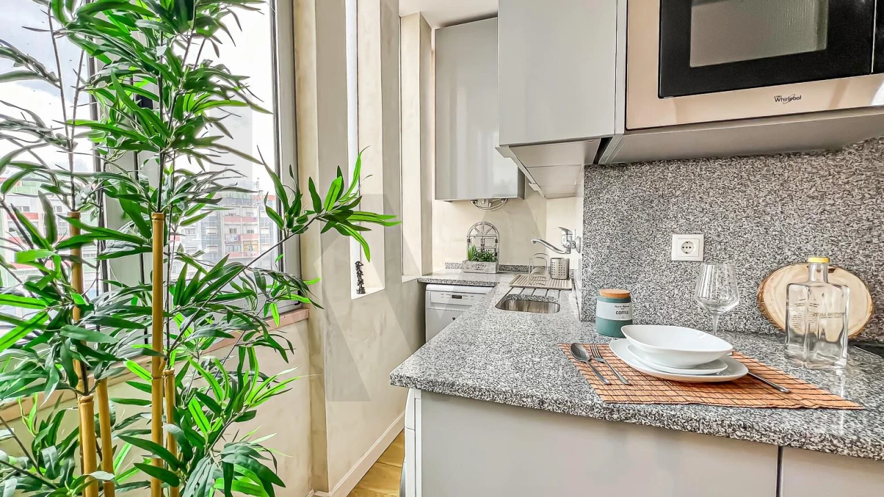 Apartamento T1 para Arrendamento em Venteira Foto 6