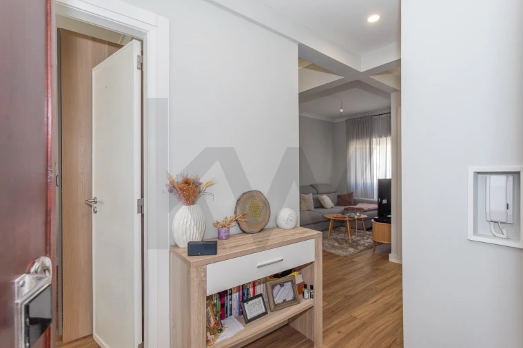 Apartamento T2 para Venda em Falagueira-Venda Nova Foto 7