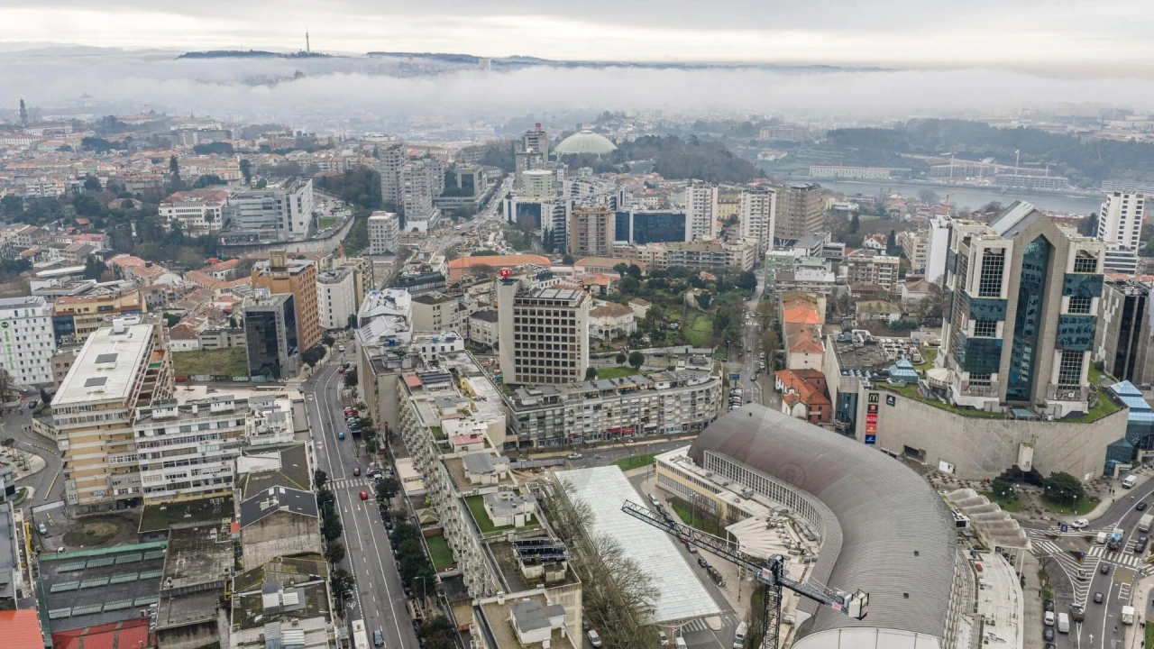 Apartamento T5 para Venda em Lordelo do Ouro e Massarelos Foto 21