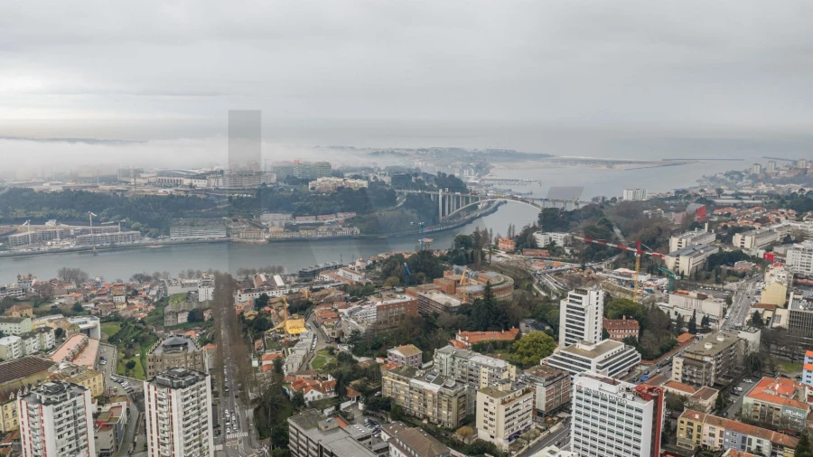 Apartamento T5 para Venda em Lordelo do Ouro e Massarelos Foto 23