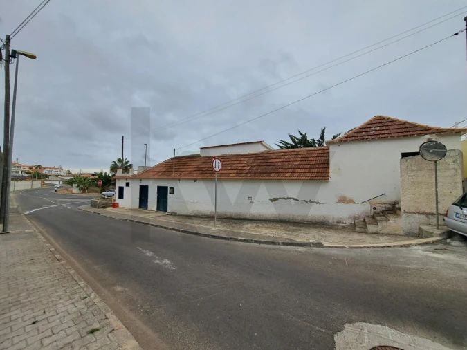 Moradia T3 para Venda em Porto Santo Foto 1