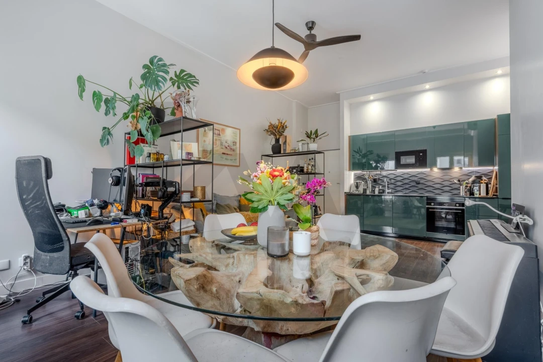 Apartamento T1 para Arrendamento em Campo de Ourique Foto 4