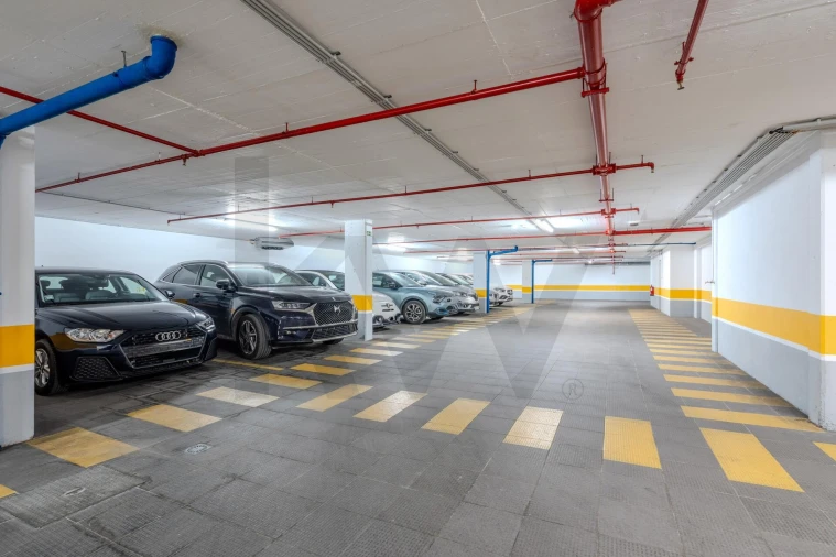 Apartamento T1 para Arrendamento em Campo de Ourique Foto 19