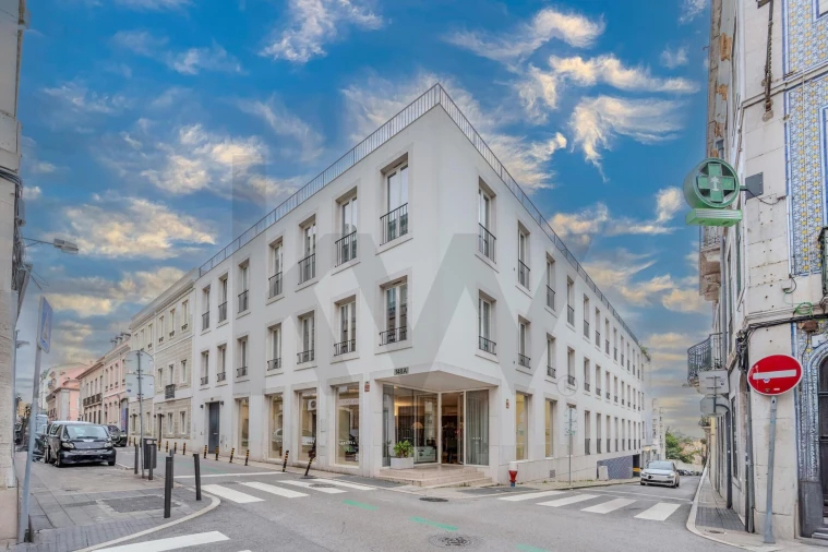 Apartamento T1 para Arrendamento em Campo de Ourique Foto 25