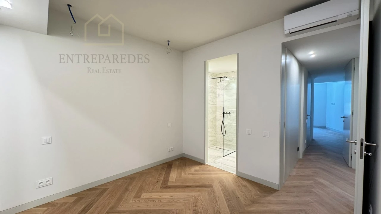 Apartamento T2 para Venda em Cedofeita, Santo Ildefonso, Sé, Miragaia, São Nicolau e Vitória Foto 32