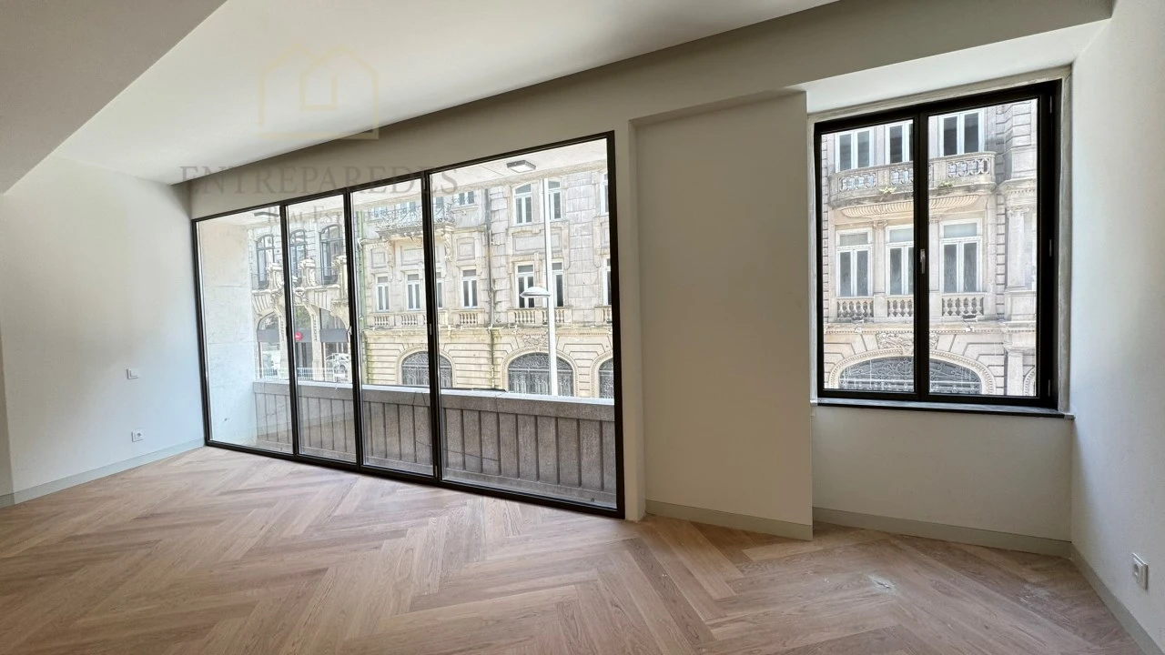 Apartamento T2 para Venda em Cedofeita, Santo Ildefonso, Sé, Miragaia, São Nicolau e Vitória Foto 47