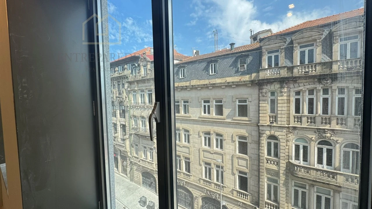 Apartamento para Venda em Cedofeita, Santo Ildefonso, Sé, Miragaia, São Nicolau e Vitória Foto 3