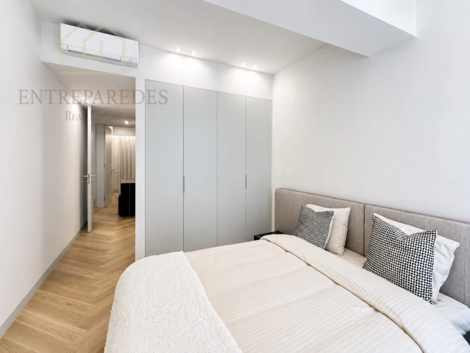 Apartamento T3 para Venda em Cedofeita, Santo Ildefonso, Sé, Miragaia, São Nicolau e Vitória Foto 23