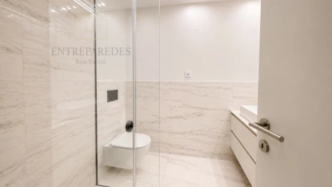 Apartamento T3 para Venda em Cedofeita, Santo Ildefonso, Sé, Miragaia, São Nicolau e Vitória