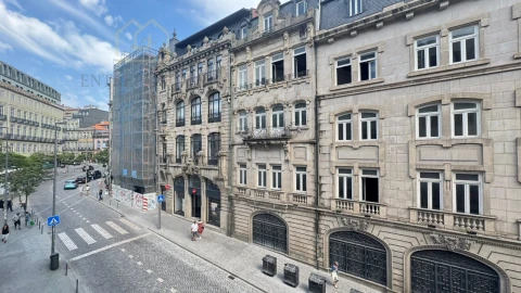Apartamento T3 para Venda em Cedofeita, Santo Ildefonso, Sé, Miragaia, São Nicolau e Vitória