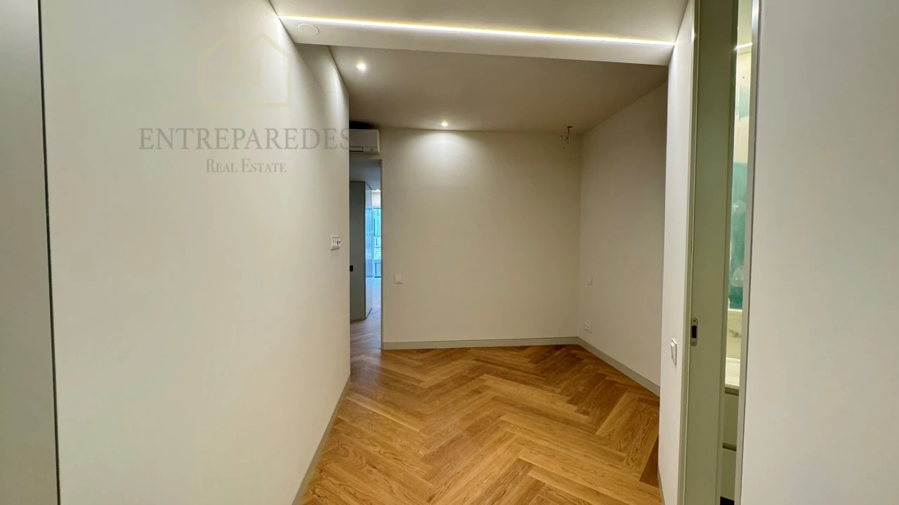 Apartamento T2 para Venda em Cedofeita, Santo Ildefonso, Sé, Miragaia, São Nicolau e Vitória Foto 20