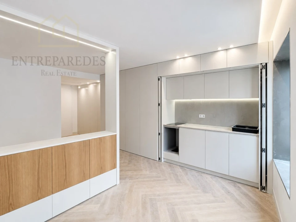 Apartamento para Venda em Cedofeita, Santo Ildefonso, Sé, Miragaia, São Nicolau e Vitória Foto 4