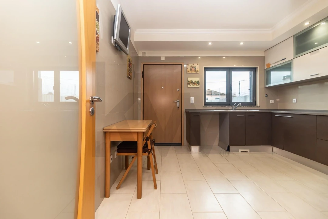 Moradia T2 para Venda em Quinta do Conde Foto 17