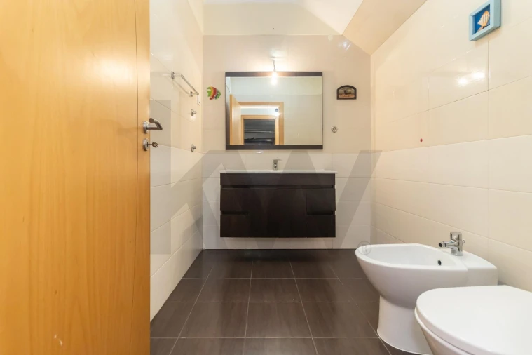 Moradia T2 para Venda em Quinta do Conde Foto 8