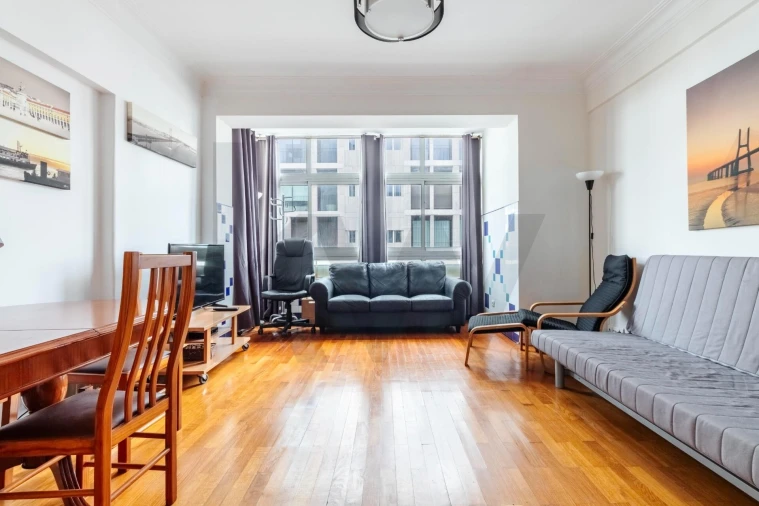 Apartamento T1 para Arrendamento em Avenidas Novas