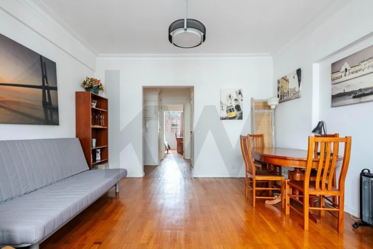 Apartamento T1 para Arrendamento em Avenidas Novas Foto 5